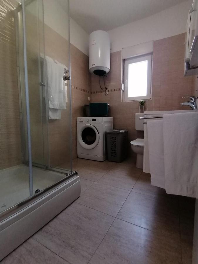 Villa Mir Pridraga 외부 사진