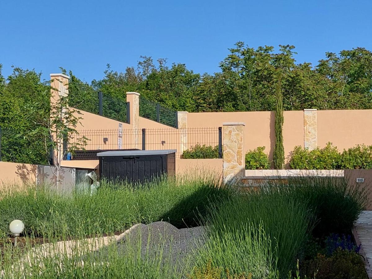 Villa Mir Pridraga 외부 사진